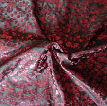 Charger l&#39;image dans la galerie, Tissu Noeud cache-agrafes de soutien-gorge Atelier Madeleine made in France haute couture rouge